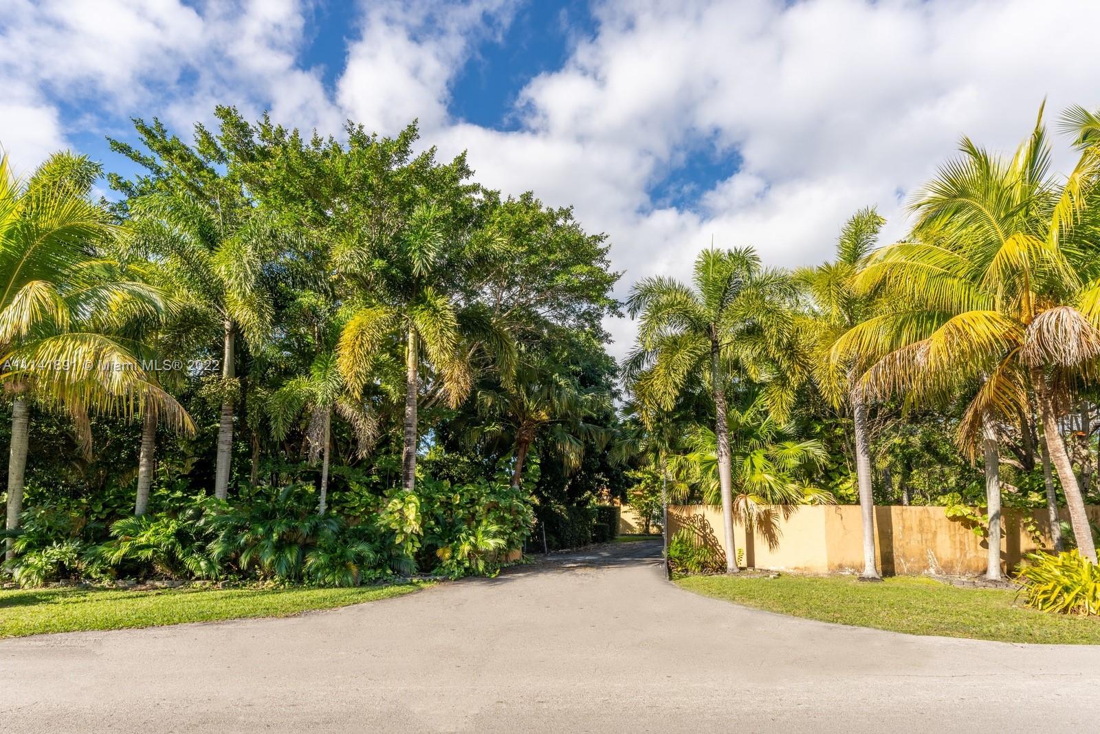 RIDGELINE ESTATES - Residential