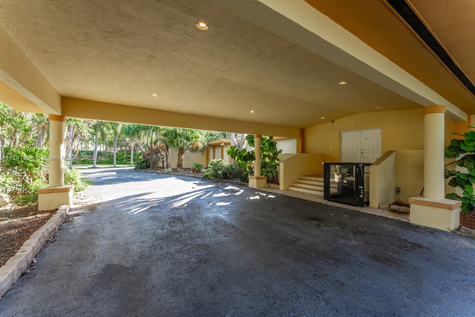 RIDGELINE ESTATES - Residential