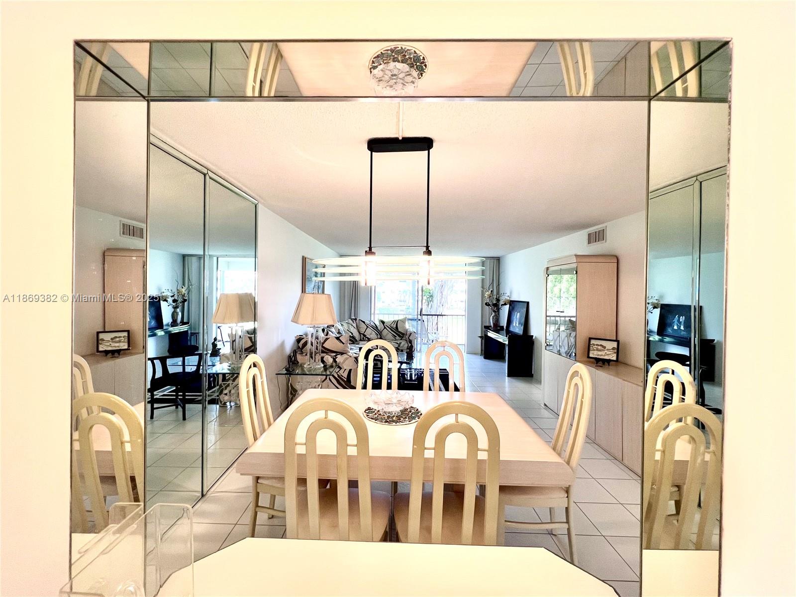 HOLLYBROOK GOLF AND - Residential Lease