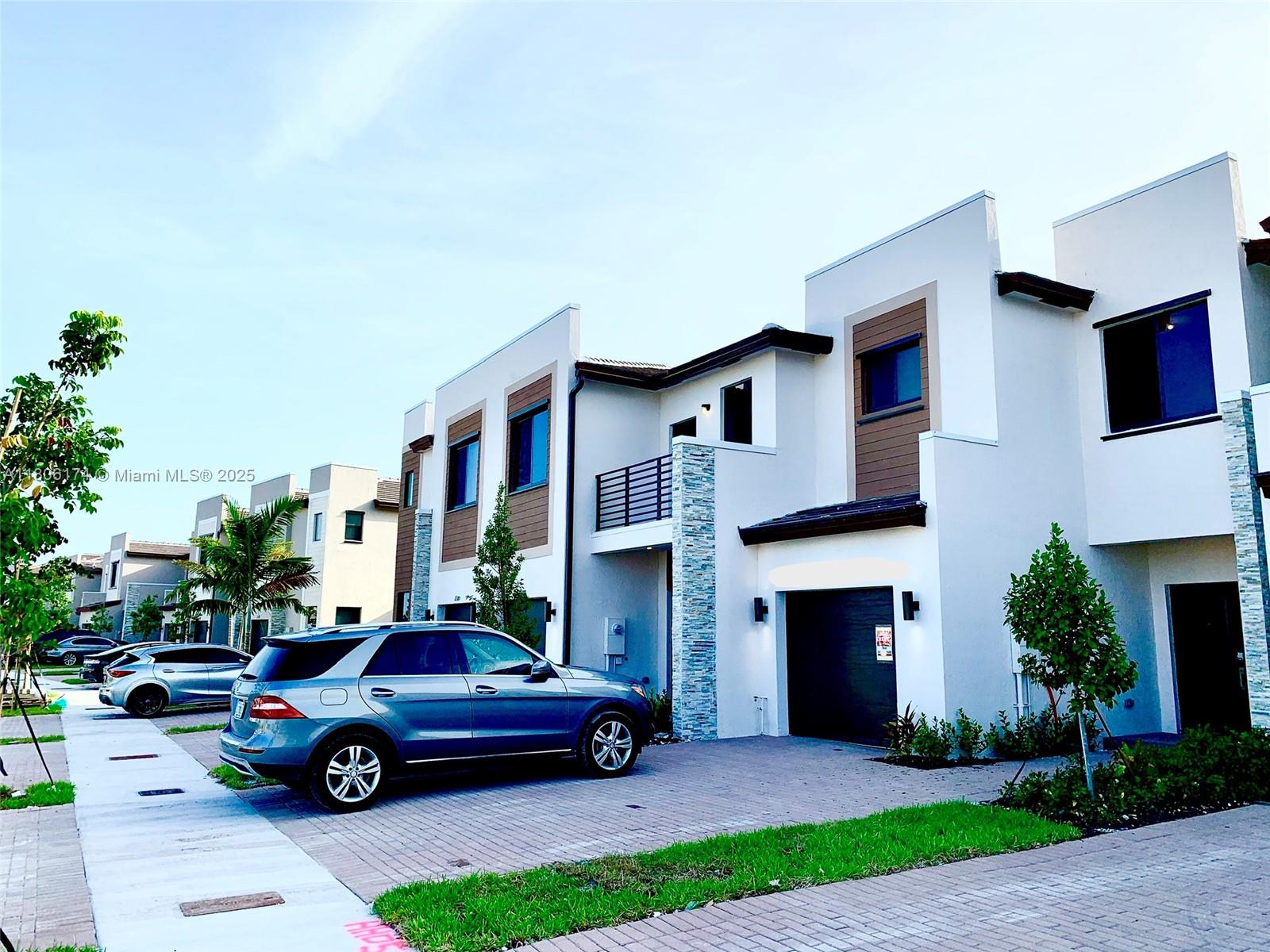Address Not Disclosed, Miami, Broward County, Florida - 3 Bedrooms  
3 Bathrooms - 