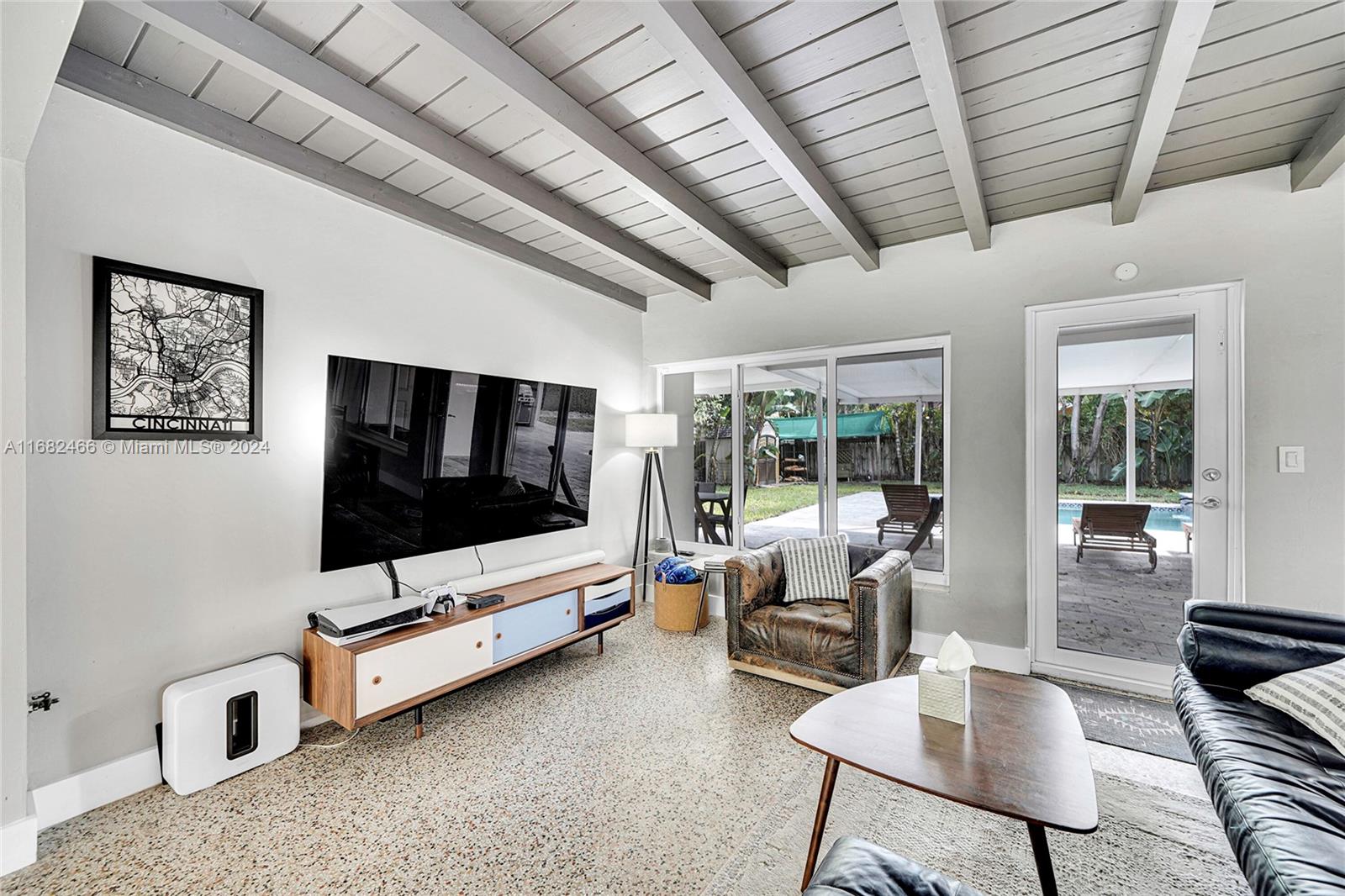 GRIFFING BISC PARK EST - Residential