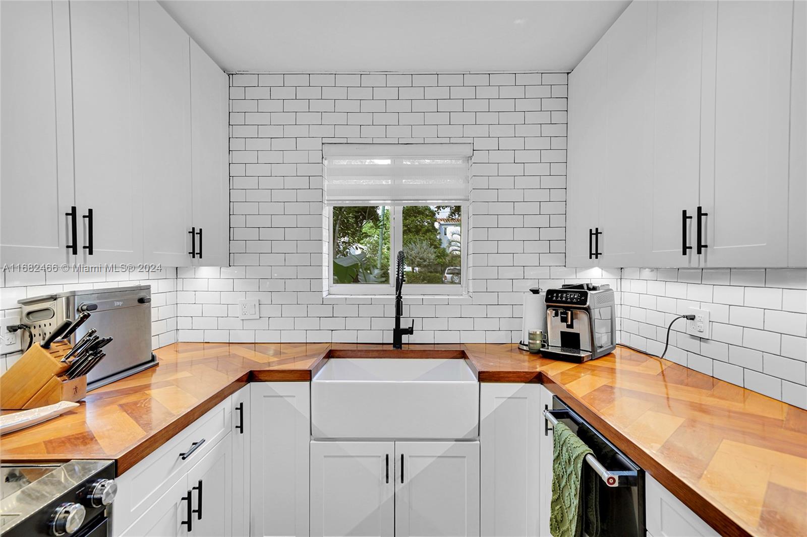 GRIFFING BISC PARK EST - Residential