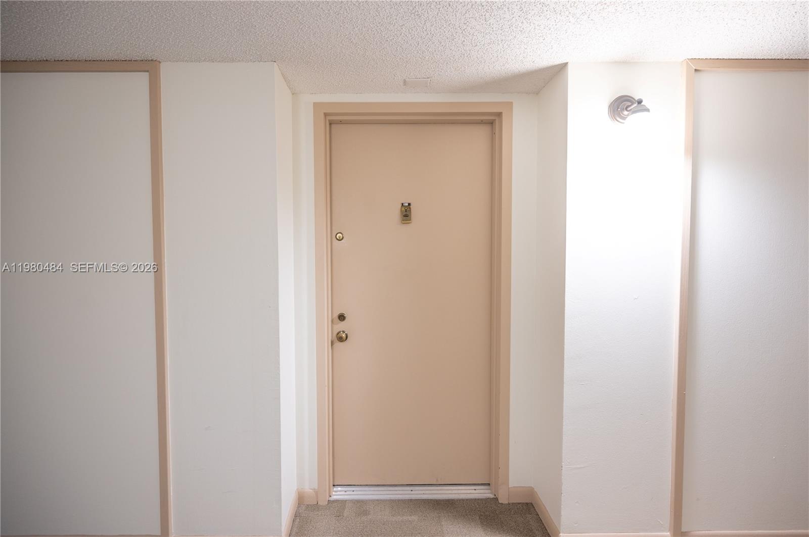 BUILDING 1B OF COUNTRY CL - Residential