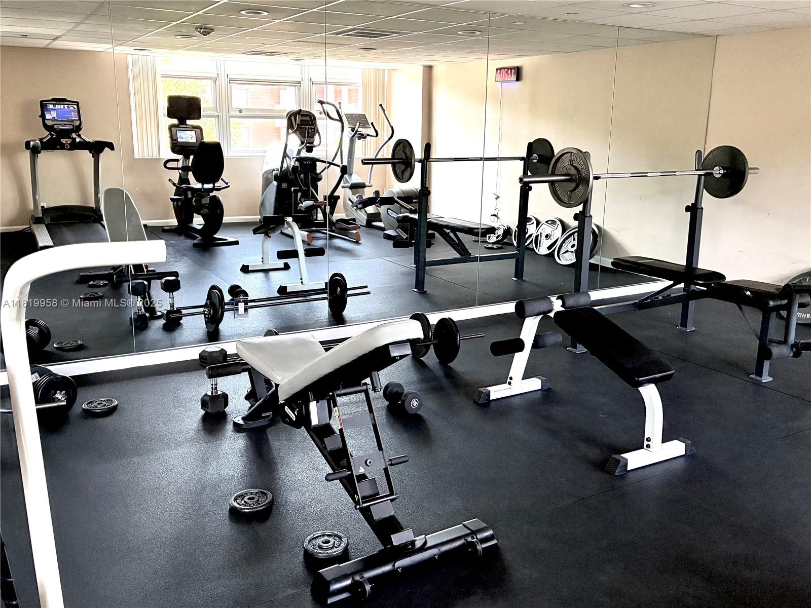 SILVER THATCH ATLANTIC PL - Residential