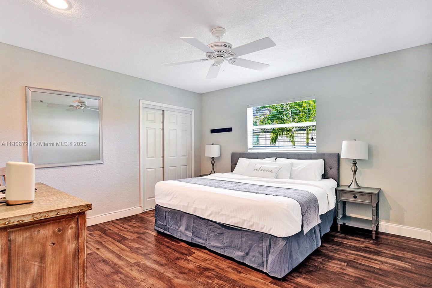 HOLLYWOOD GOLF ESTATES SE - Residential