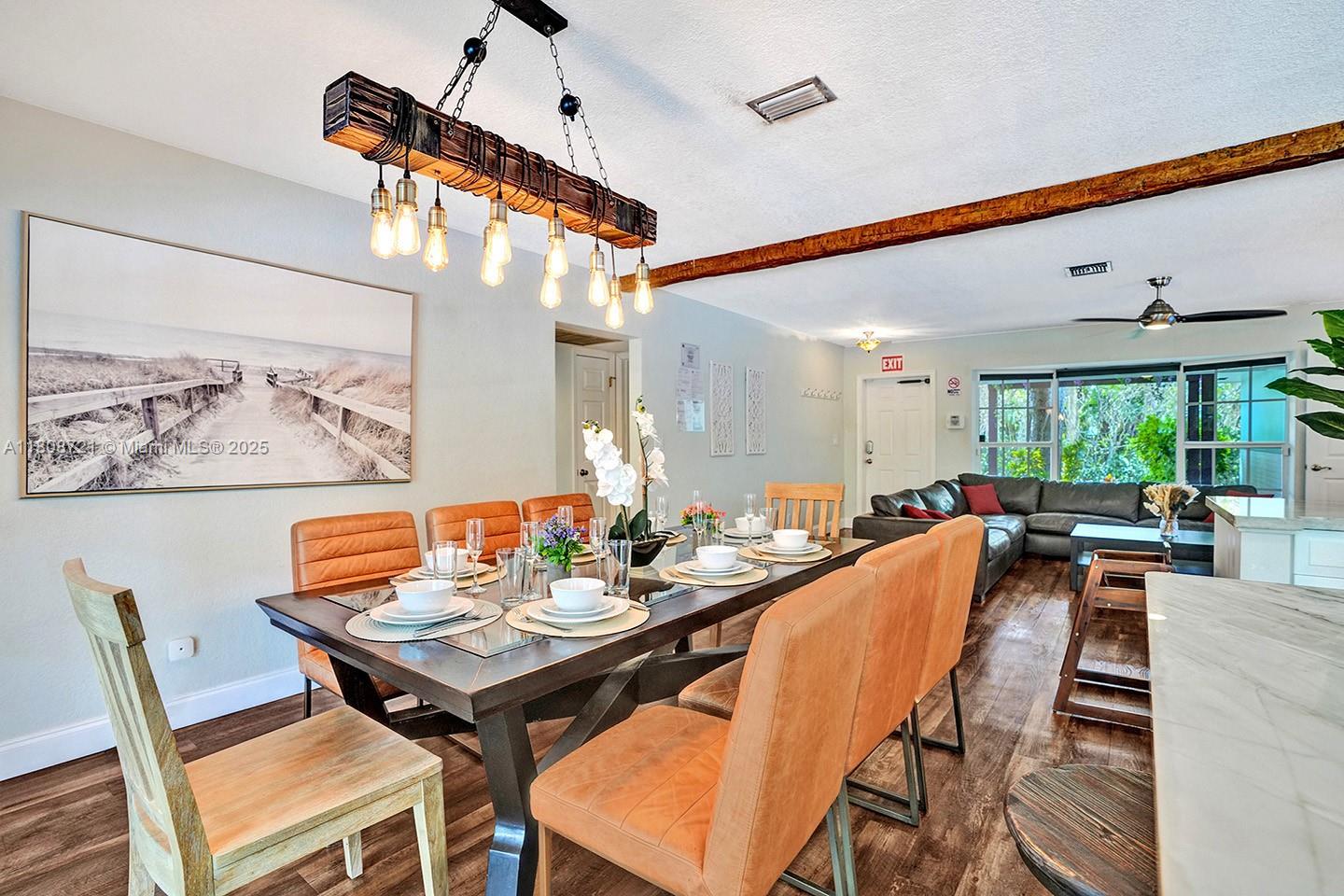 HOLLYWOOD GOLF ESTATES SE - Residential