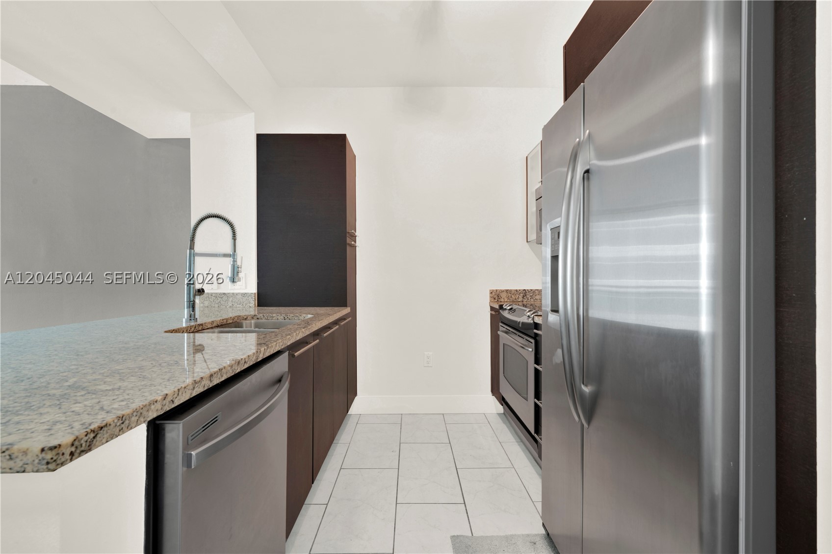 950 Brickell Bay Dr 802