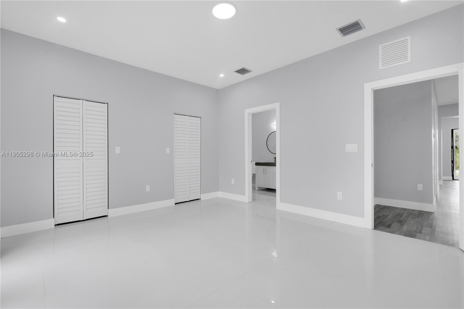 SILVER PALM PARK - Residential