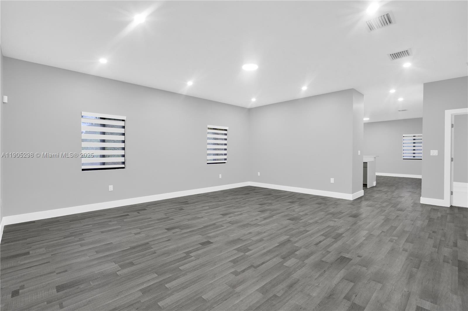 SILVER PALM PARK - Residential