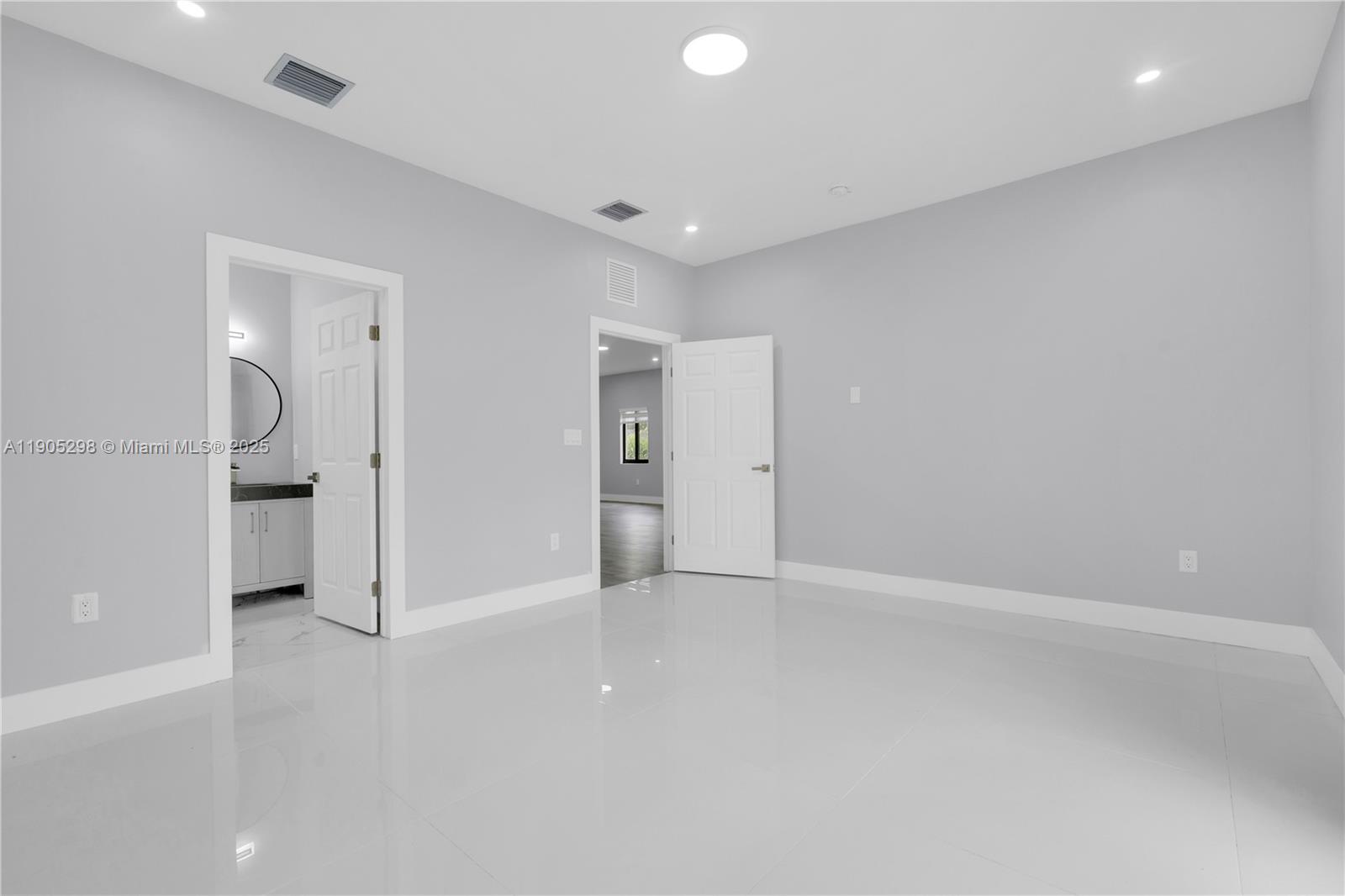 SILVER PALM PARK - Residential