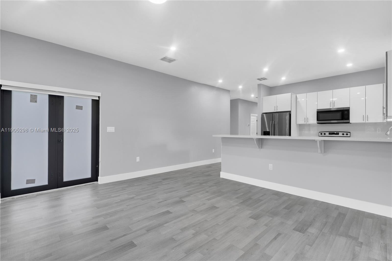 SILVER PALM PARK - Residential