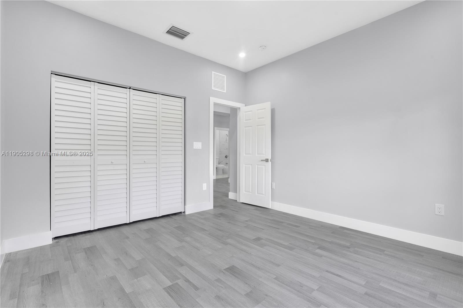 SILVER PALM PARK - Residential