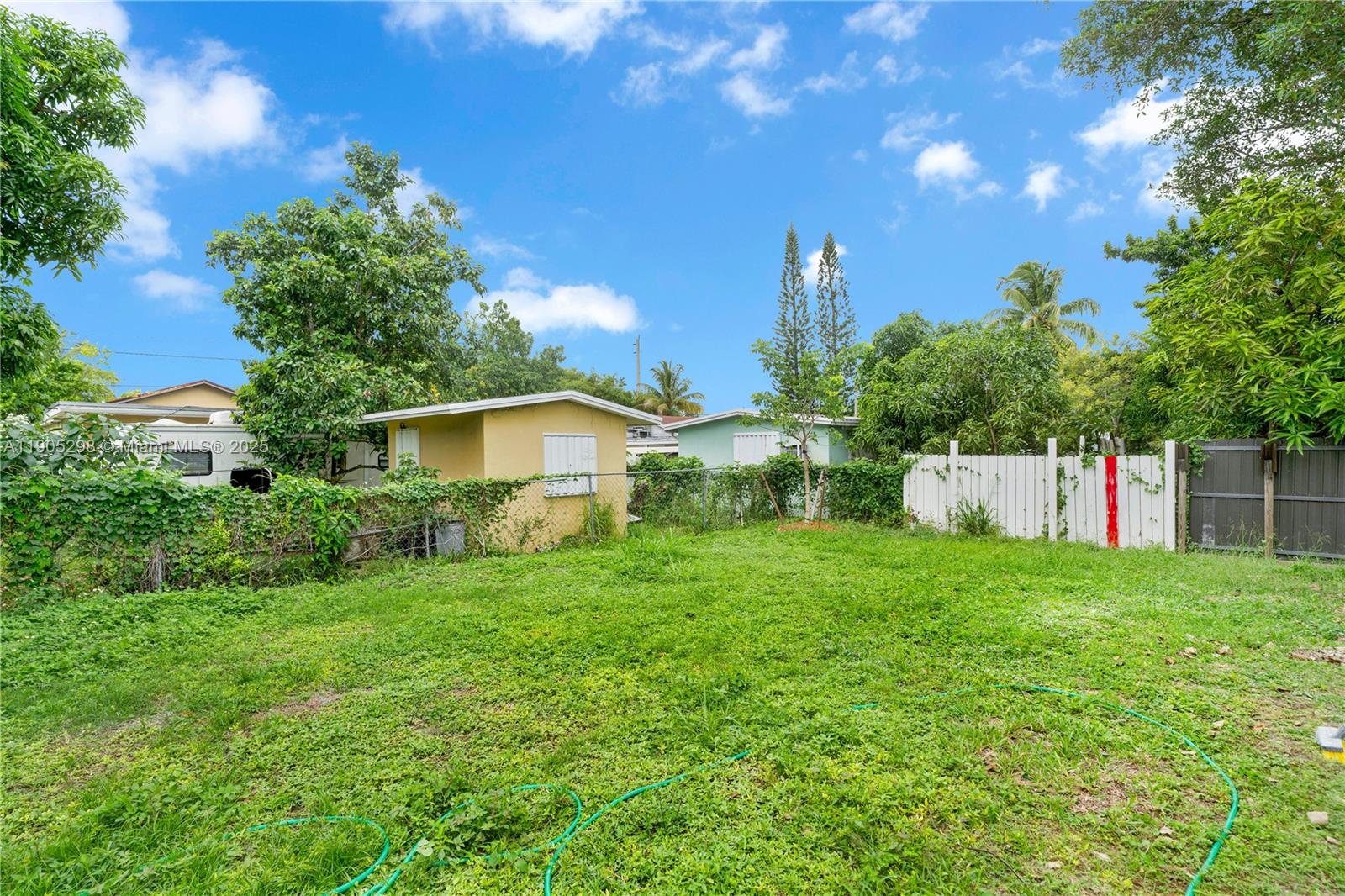 SILVER PALM PARK - Residential