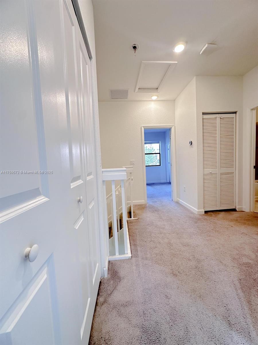VIA VENTURA NEIGHBORHOOD - Residential