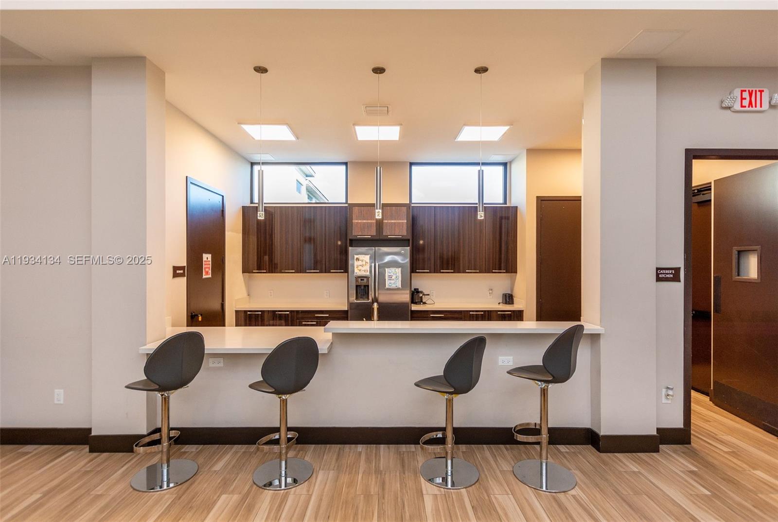 DUNNWOODY LAKE - Residential