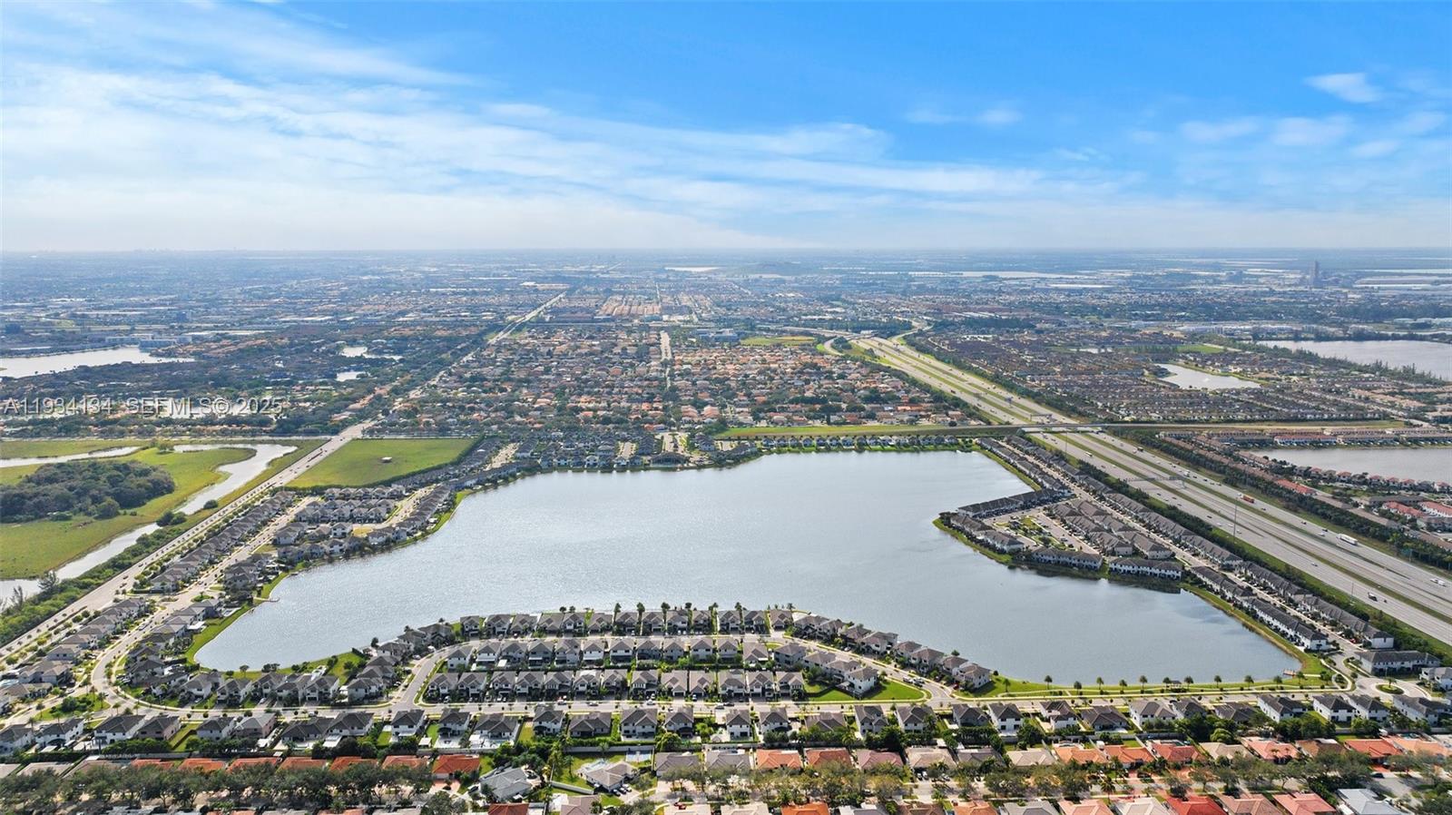 DUNNWOODY LAKE - Residential