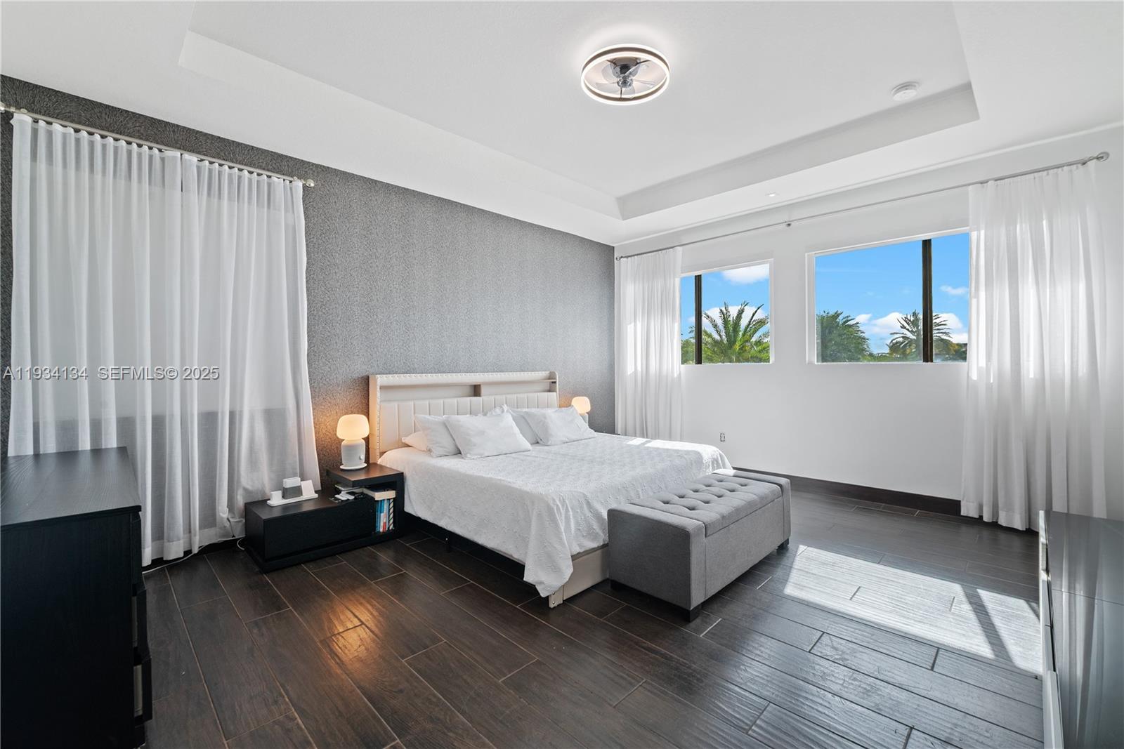 DUNNWOODY LAKE - Residential