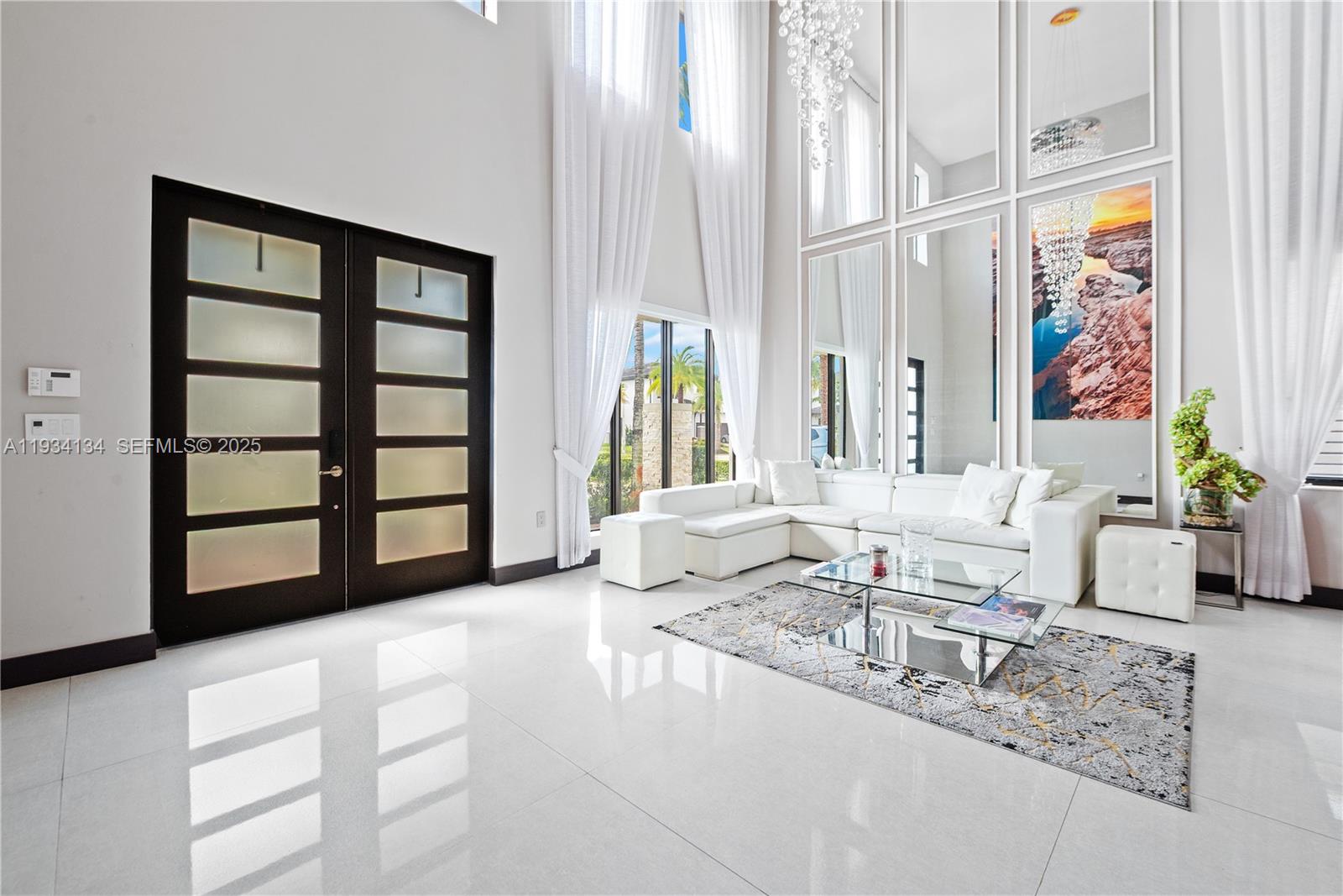 DUNNWOODY LAKE - Residential