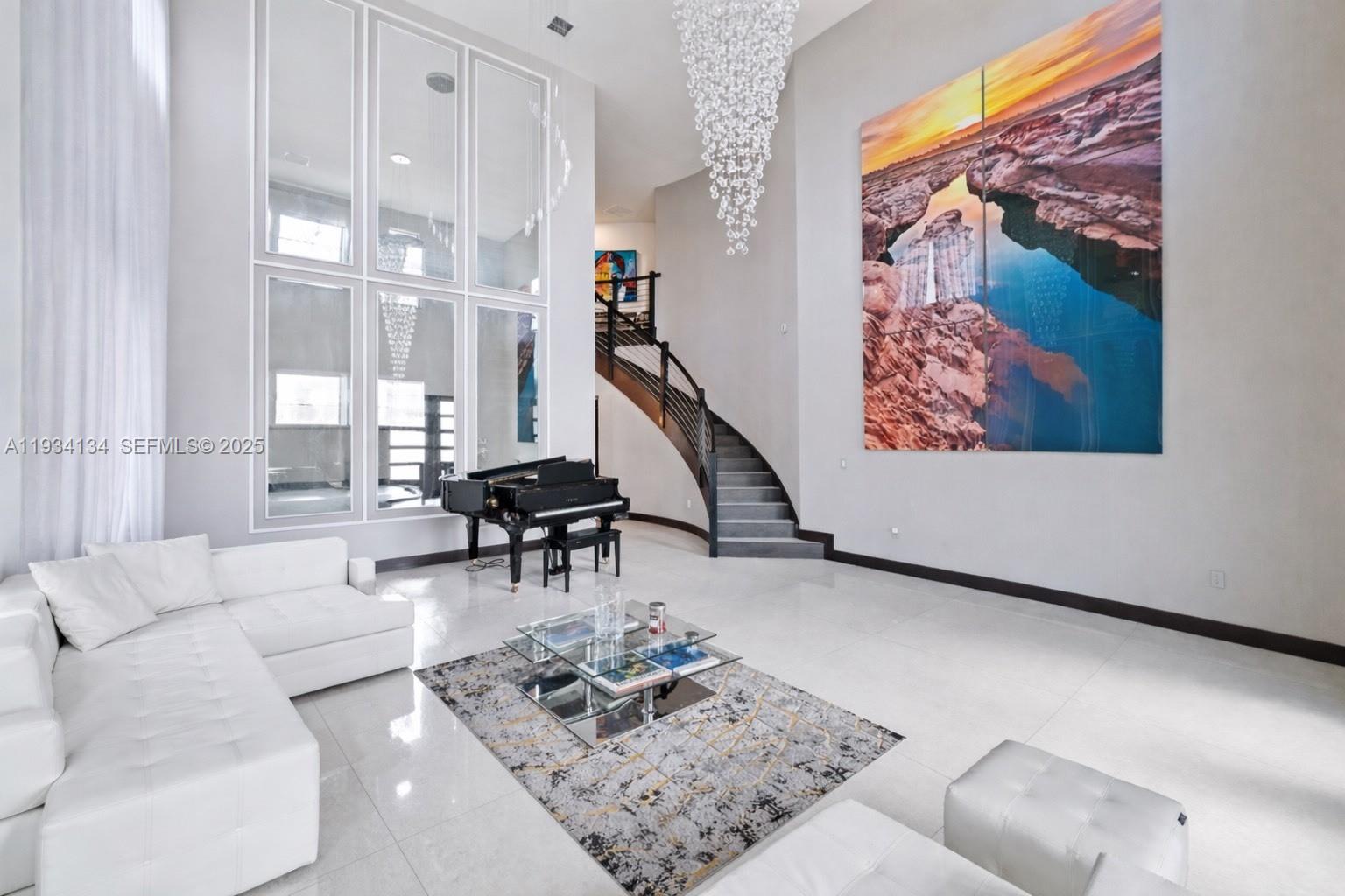 DUNNWOODY LAKE - Residential