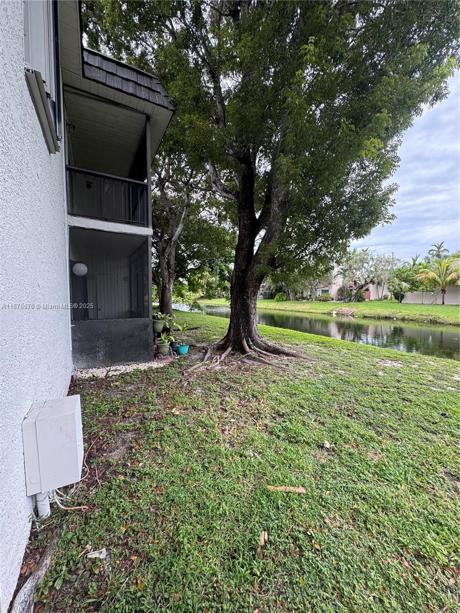 10353 N Kendall Dr BB2