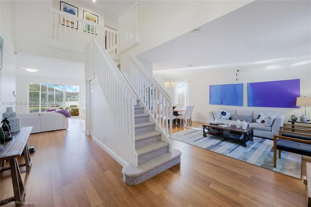 Photo of 4394 Fox Ridge Dr, Weston, FL 33331 (MLS # A11907715)