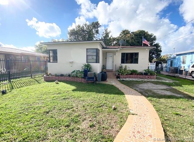 MELROSE HEIGHTS - Residential