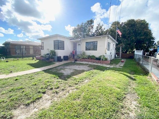 MELROSE HEIGHTS - Residential