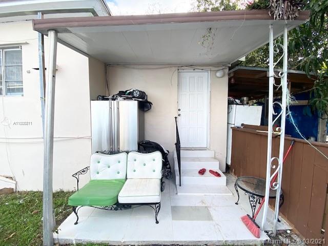 MELROSE HEIGHTS - Residential