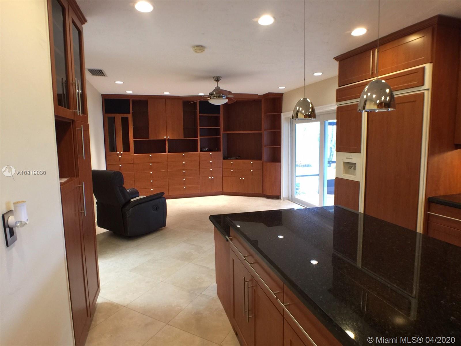 OAKLAND ACRES - Residential