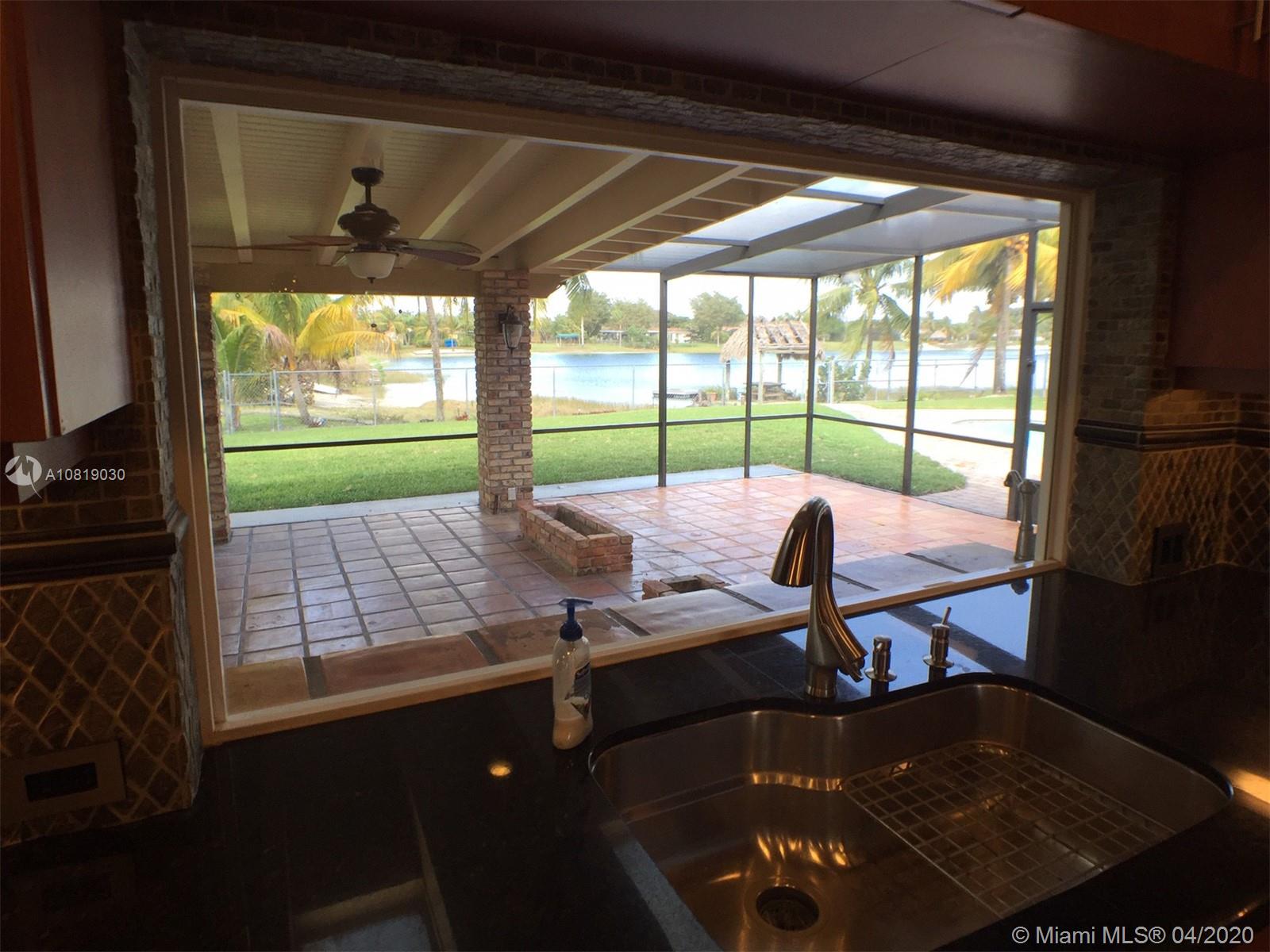 OAKLAND ACRES - Residential