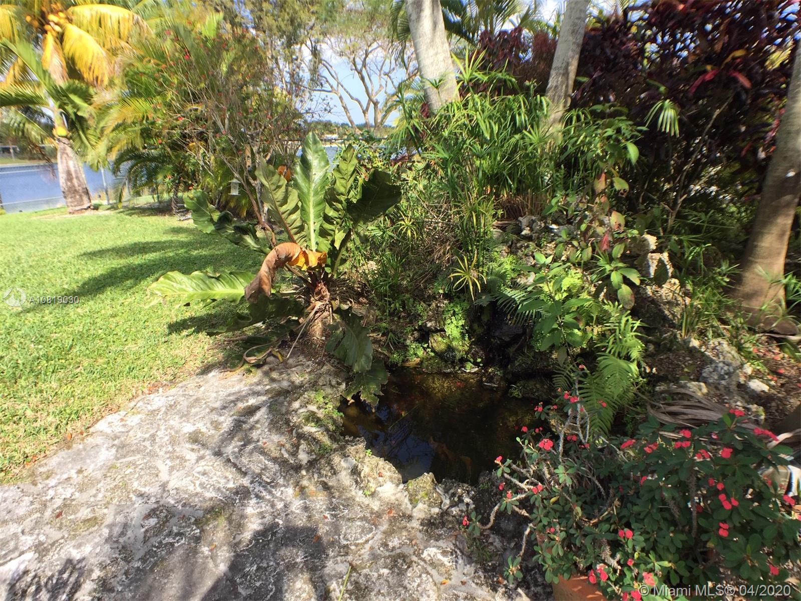 OAKLAND ACRES - Residential