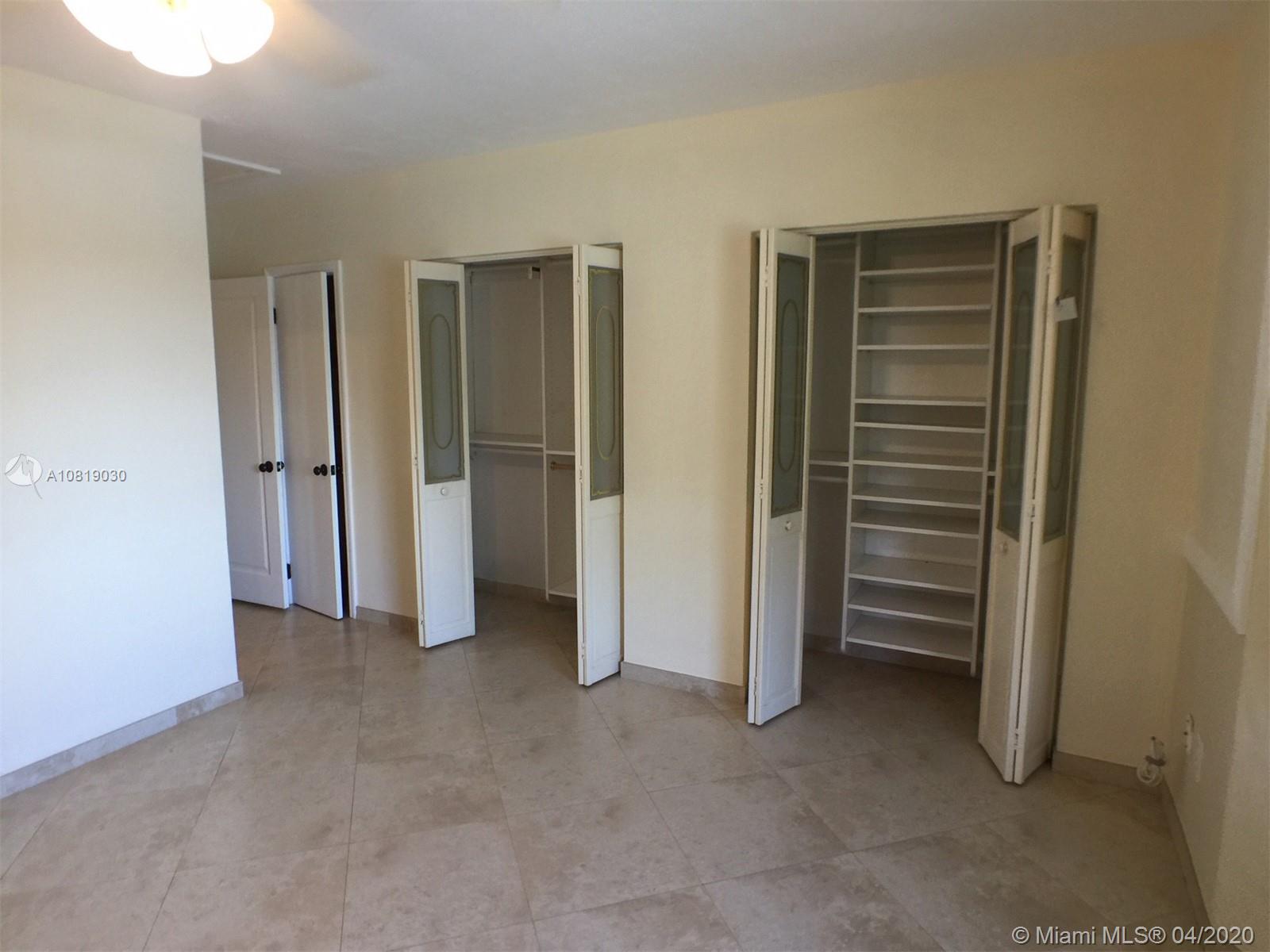 OAKLAND ACRES - Residential