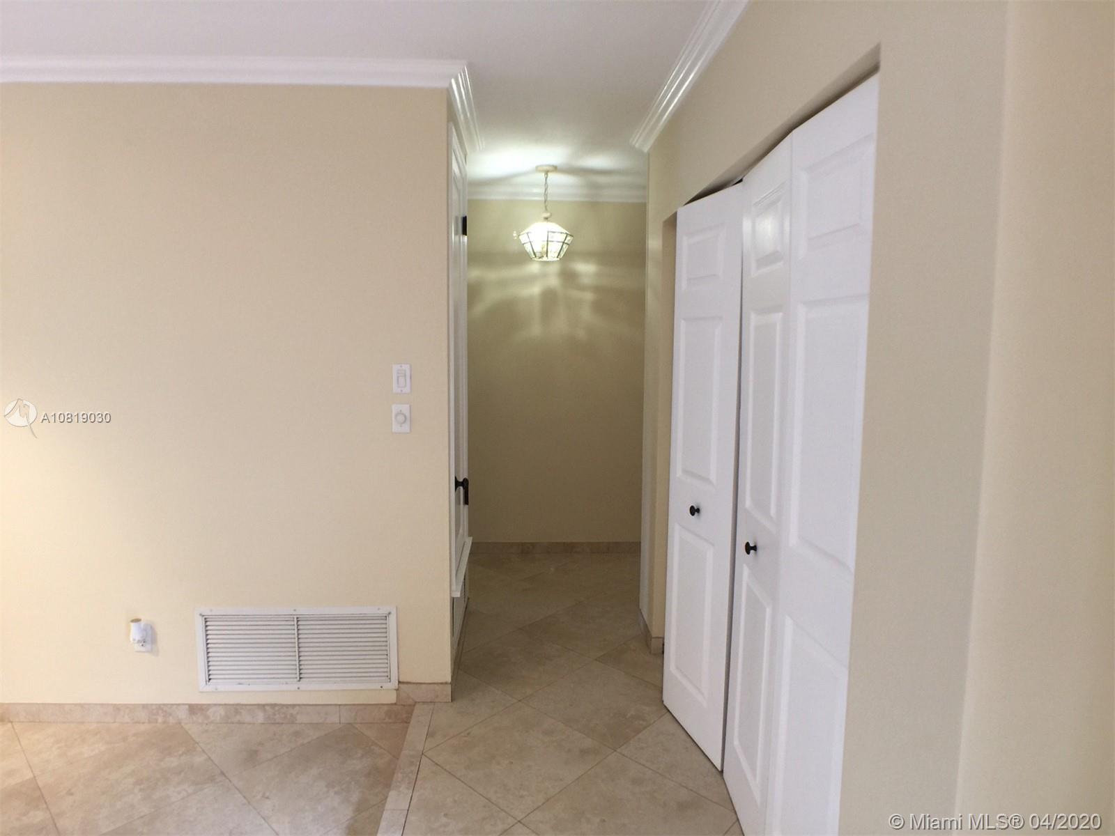 OAKLAND ACRES - Residential