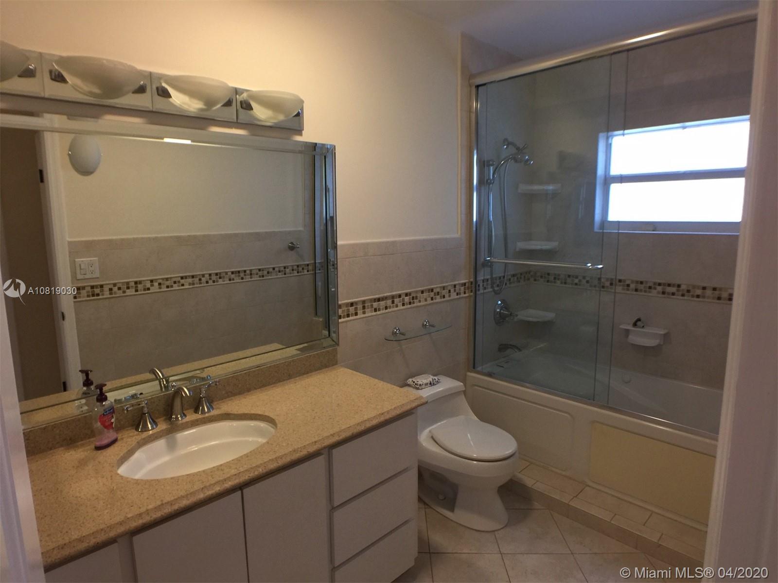 OAKLAND ACRES - Residential