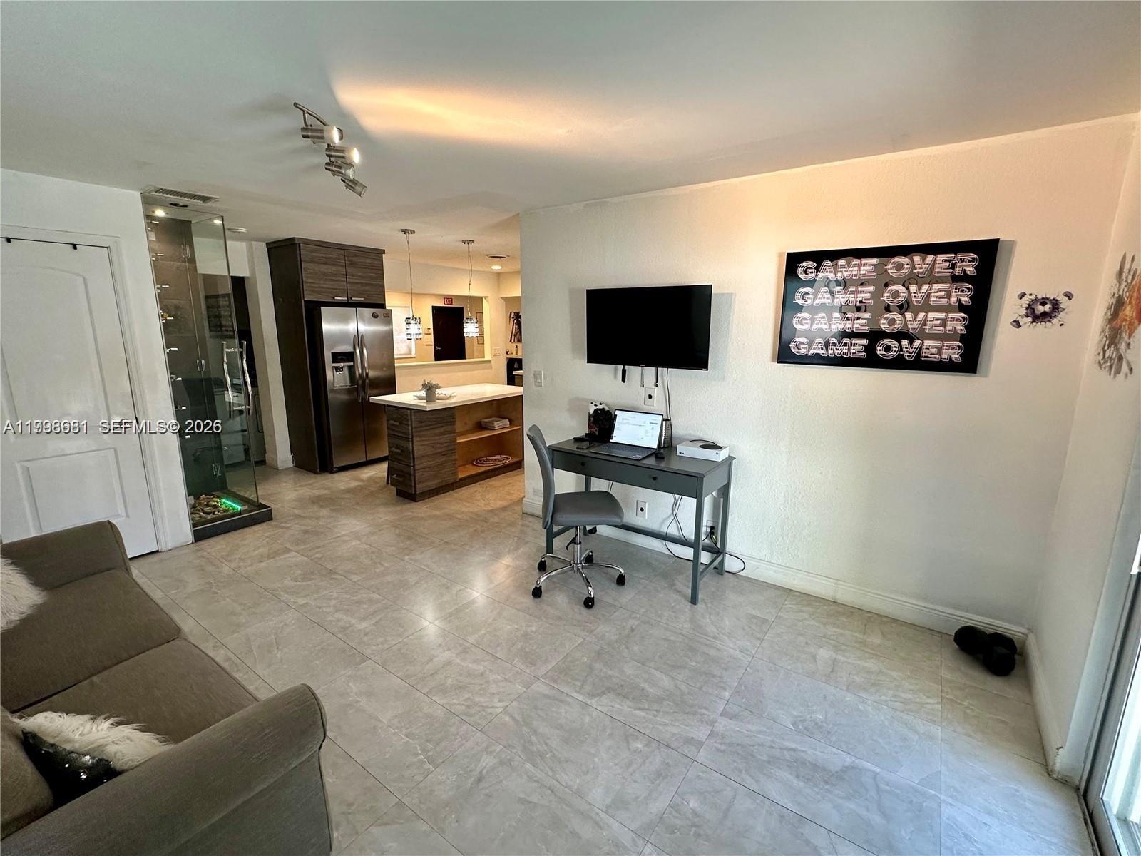 HOLLYWOOD HILLS AMEN PLAT - Residential