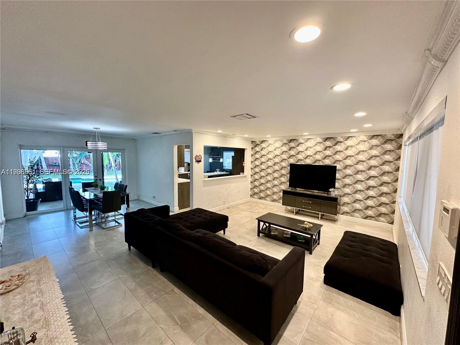 HOLLYWOOD HILLS AMEN PLAT - Residential