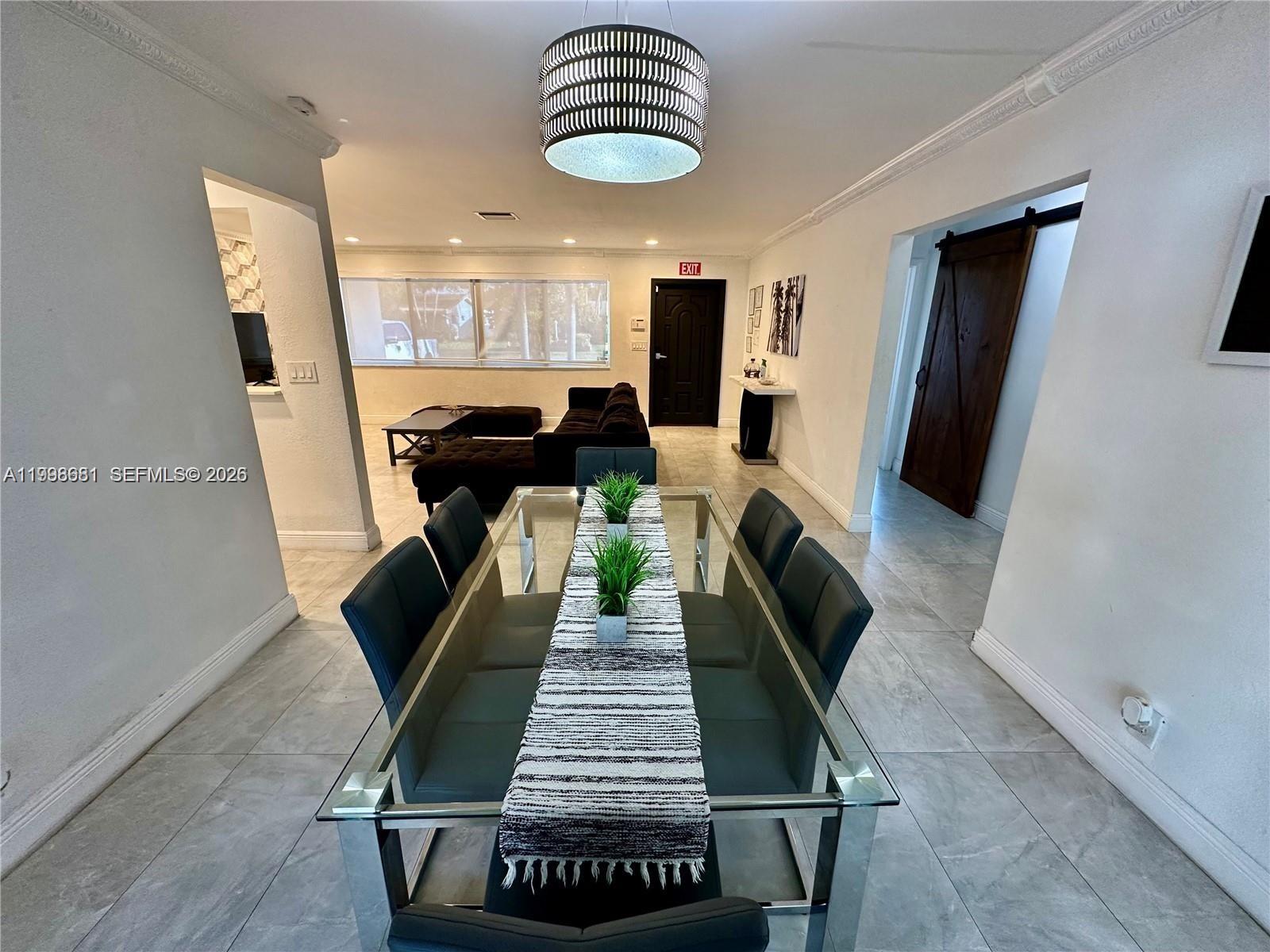 HOLLYWOOD HILLS AMEN PLAT - Residential