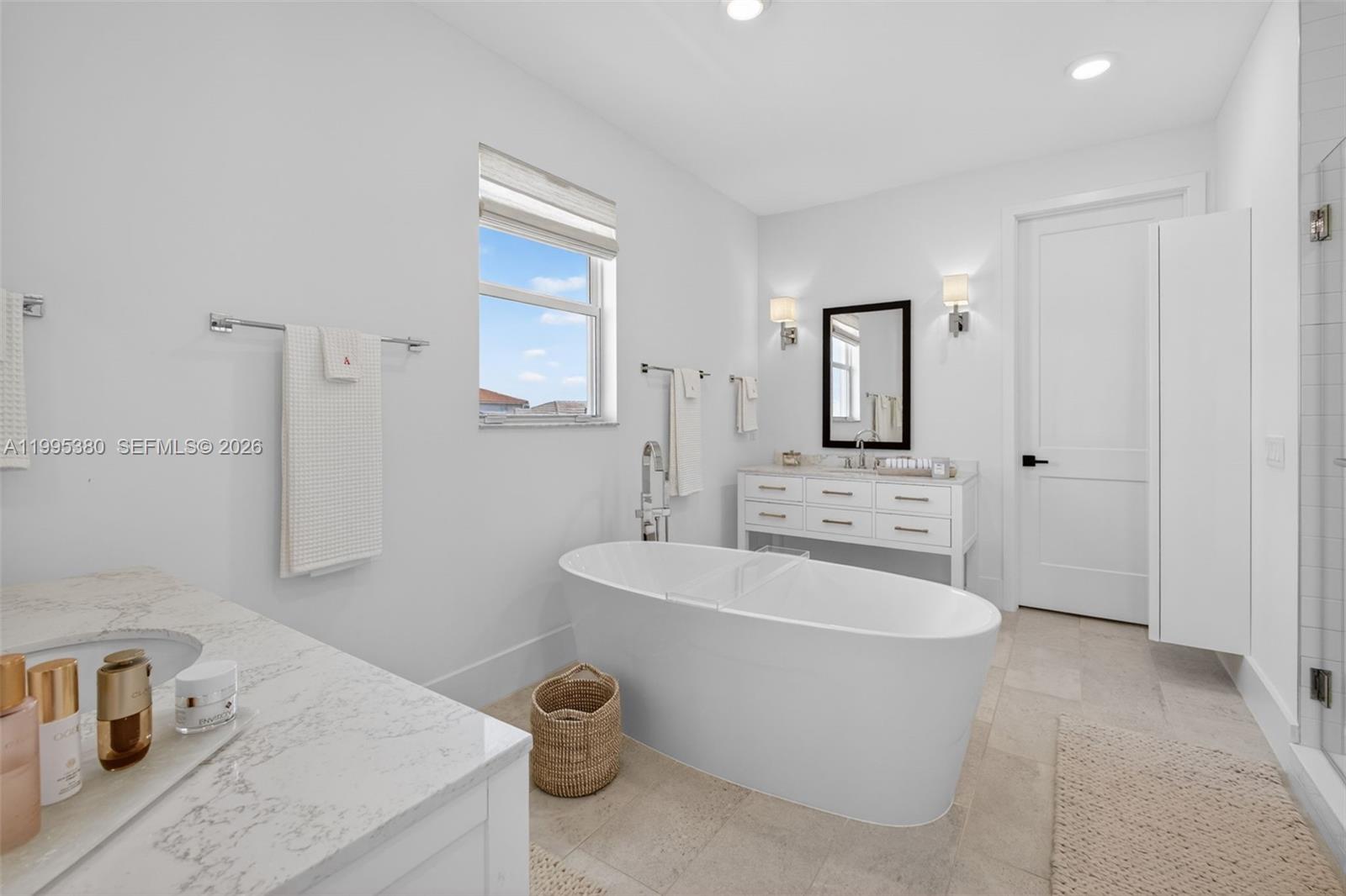 La Terre - Residential