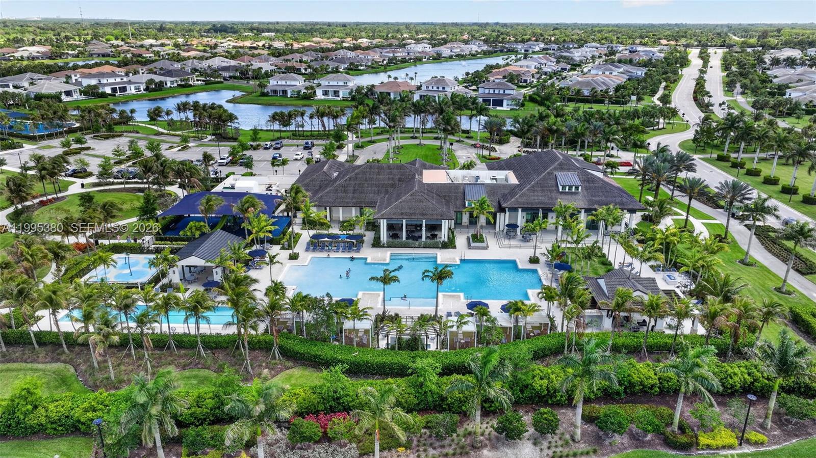 La Terre - Residential