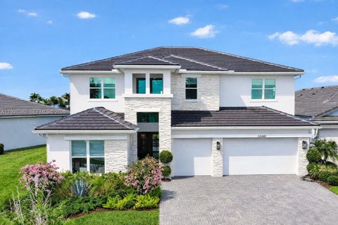 Photo of 12249 Waterstone Cir, Palm Beach Gardens, FL 33412 (MLS # A11995380)