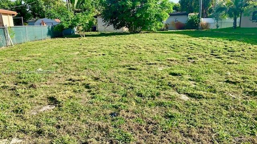 Photo of 2736 NW 15th St, Fort Lauderdale, FL 33311 (MLS # A11261672)