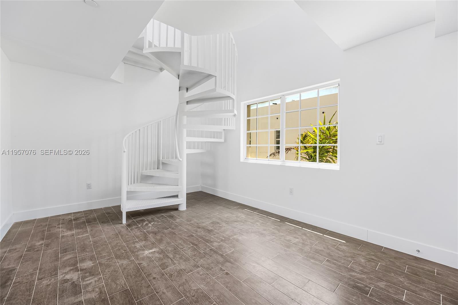 1519 Pennsylvania Ave 6