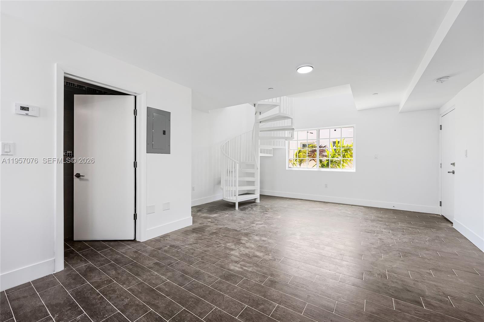 LINCOLN SUB - Residential Lease