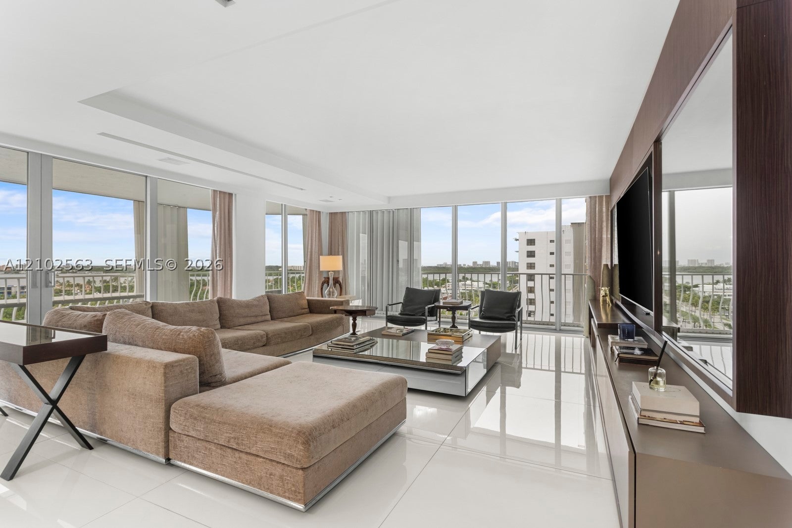 10155 Collins Ave 1210