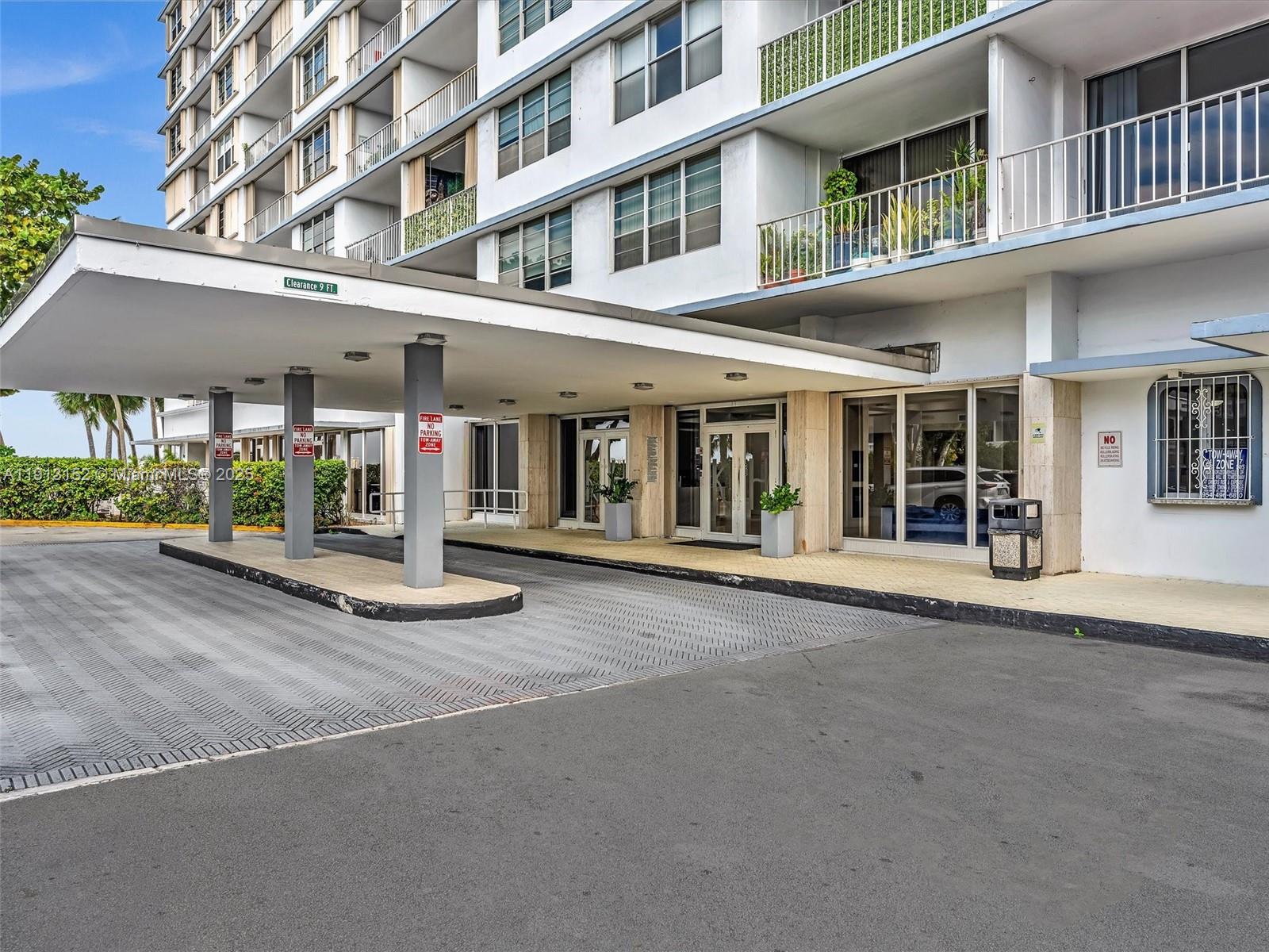 KENNEDY HOUSE CONDO - Residential