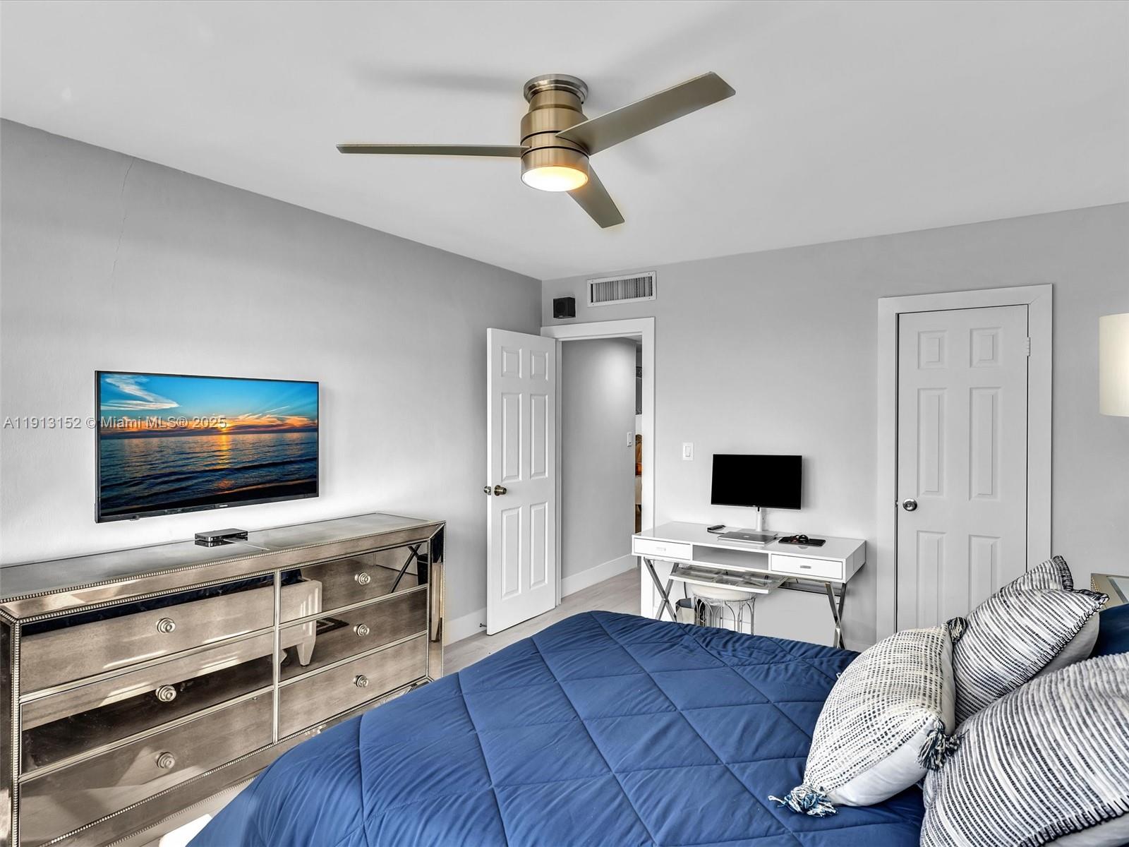 KENNEDY HOUSE CONDO - Residential