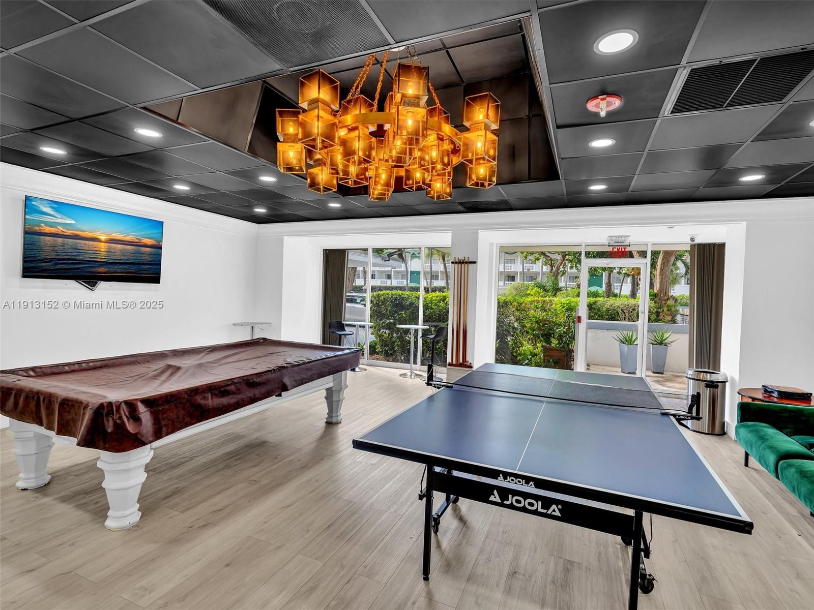 KENNEDY HOUSE CONDO - Residential