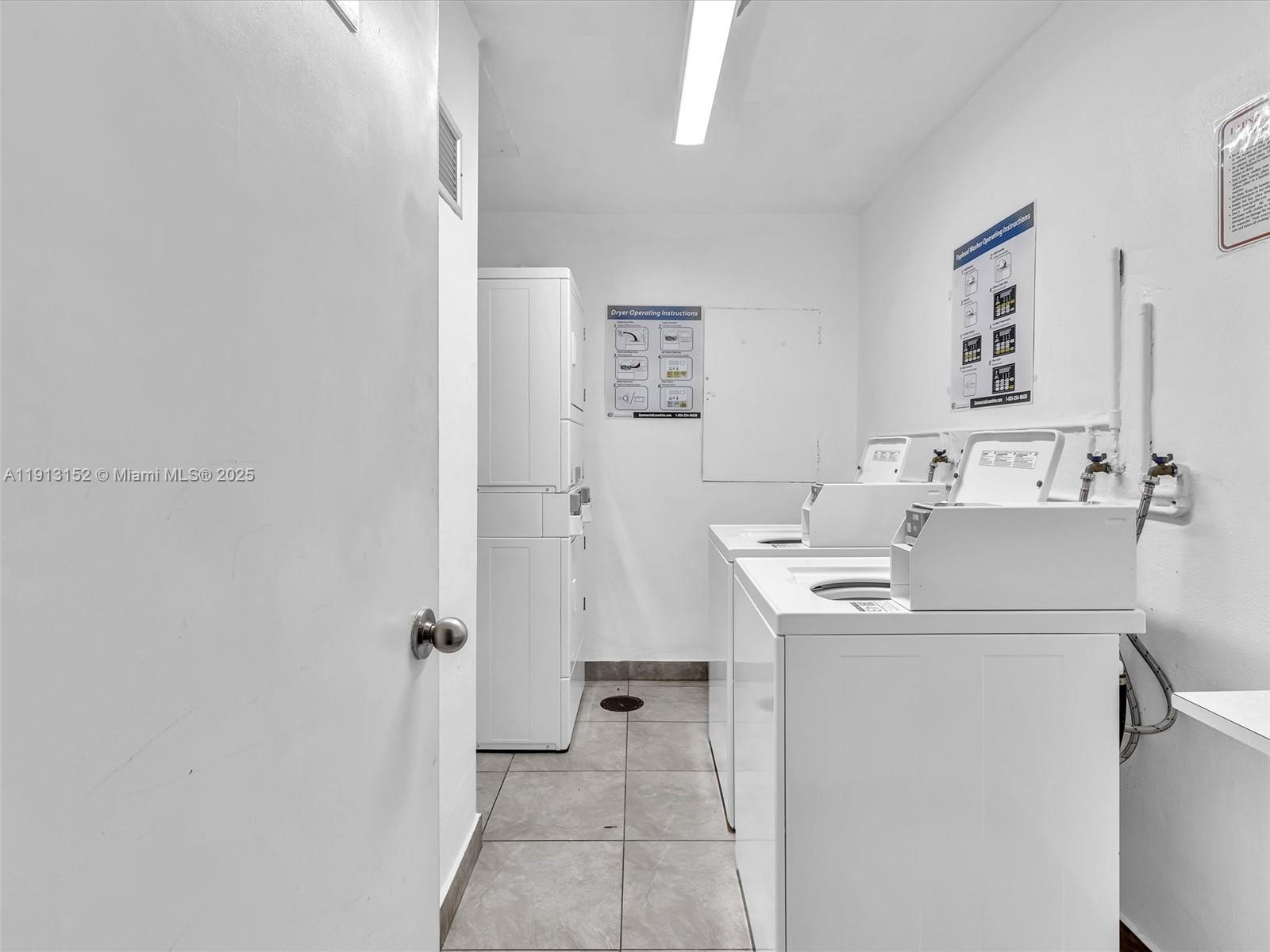 KENNEDY HOUSE CONDO - Residential