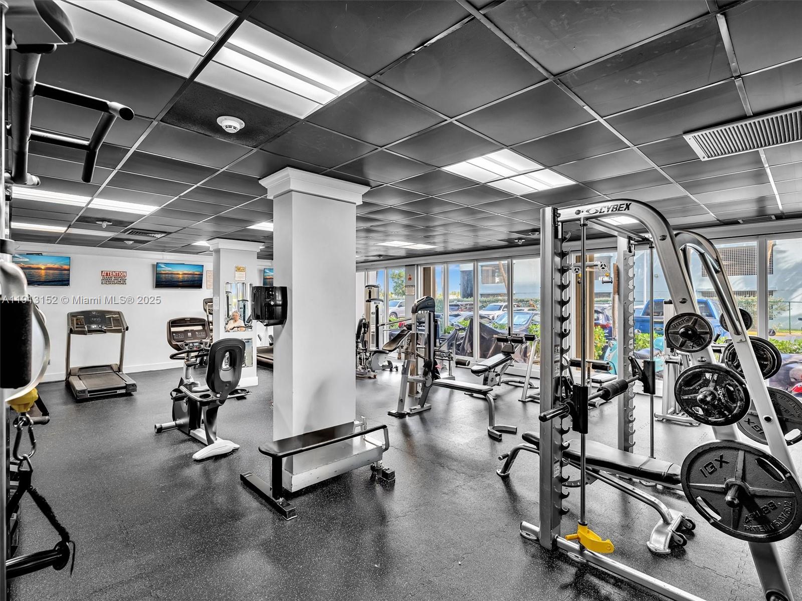 KENNEDY HOUSE CONDO - Residential