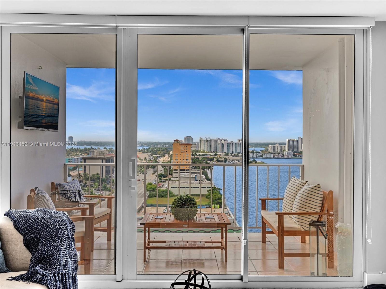 KENNEDY HOUSE CONDO - Residential